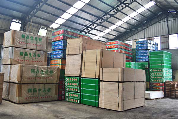 91香蕉污视频品牌香蕉视频APP在线免费观看倉庫一角